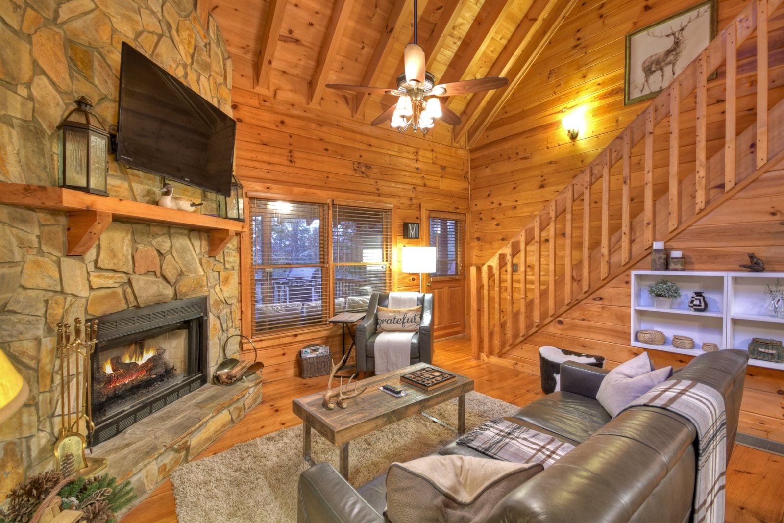 Blue Lake Cabin in Blue Ridge North GA Cabin Rental Blue Lake Cabin in Blue Ridge North GA Cabin Rental